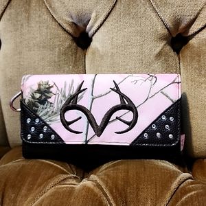 Realtree Pink & Brown Trifold Wallet 7.5"x4"